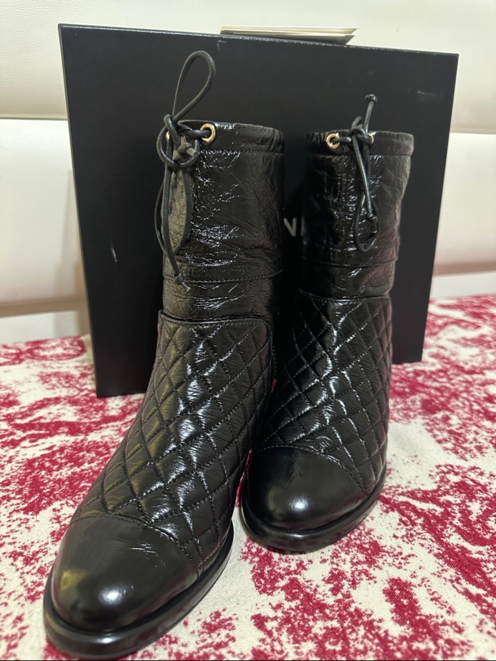 CHANEL Black Quilted Crumpled Calfskin Leather Short Boots with CC Logo - Picture 2 of 15